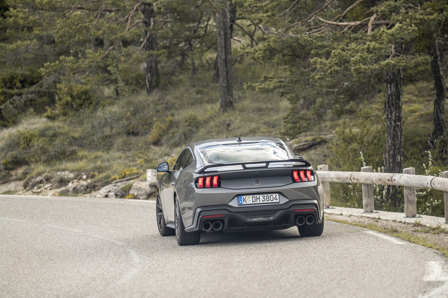 Ford Mustang Dark Horse (2024) Ford Mustang Dark Horse (2024)