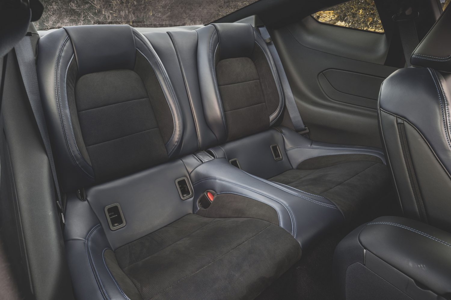 Ford Mustang Dark Horse (2024) Ford Mustang Dark Horse (2024)