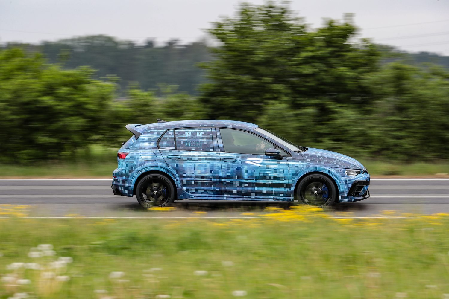 Volkswagen Golf R (2024 prototype - Volkswagen Golf R (2024 prototype -
