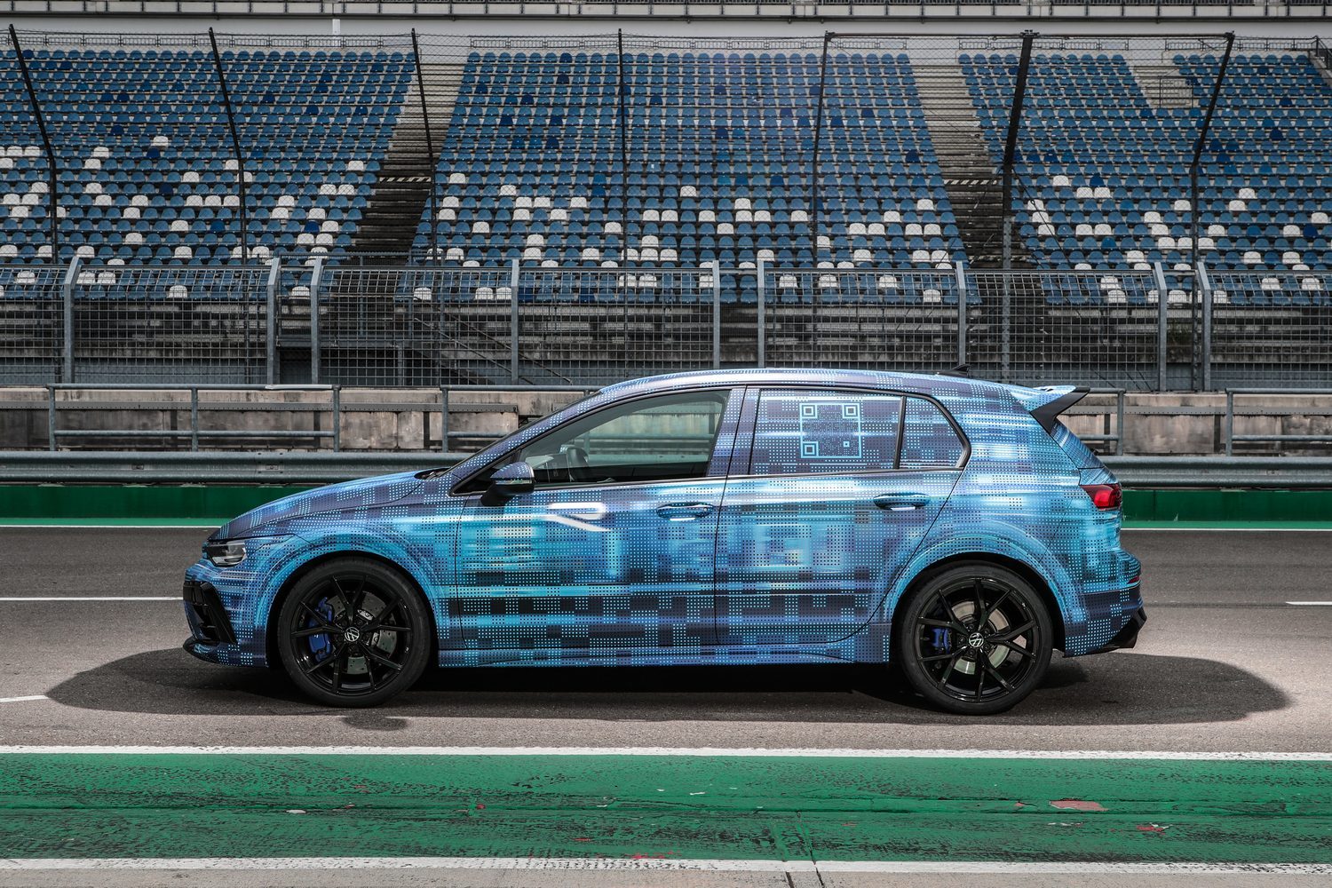 Volkswagen Golf R (2024 prototype - Volkswagen Golf R (2024 prototype -