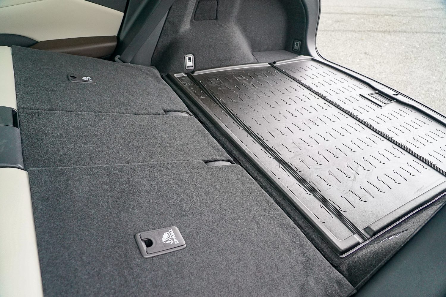 Lexus RX 450h+ F Sport Design (2024) Lexus RX 450h+ F Sport Design (2024)