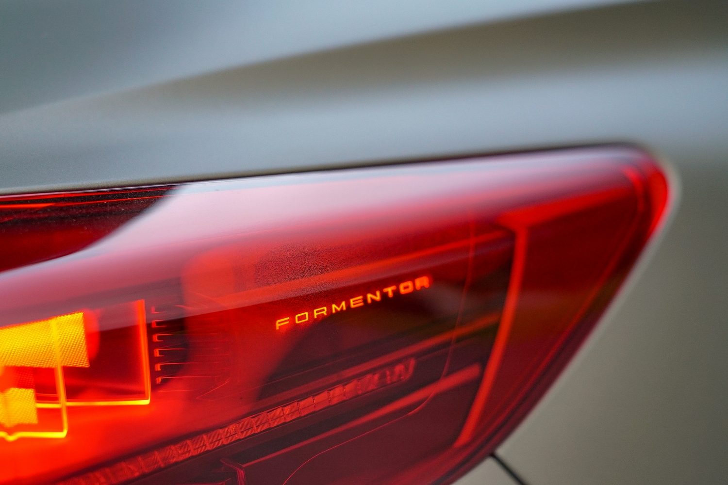 Cupra Formentor VZ e-Hybrid 272 (2025) Cupra Formentor VZ e-Hybrid 272 (2025)