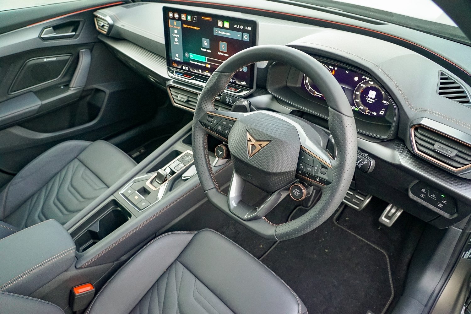 Cupra Formentor VZ e-Hybrid 272 (2025) Cupra Formentor VZ e-Hybrid 272 (2025)