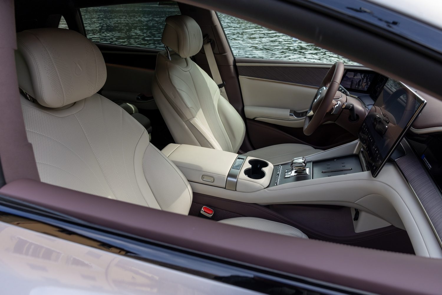 Denza Z9GT DM-i PHEV (2025 Chinese-market model) Denza Z9GT DM-i PHEV (2025 Chinese-market model)