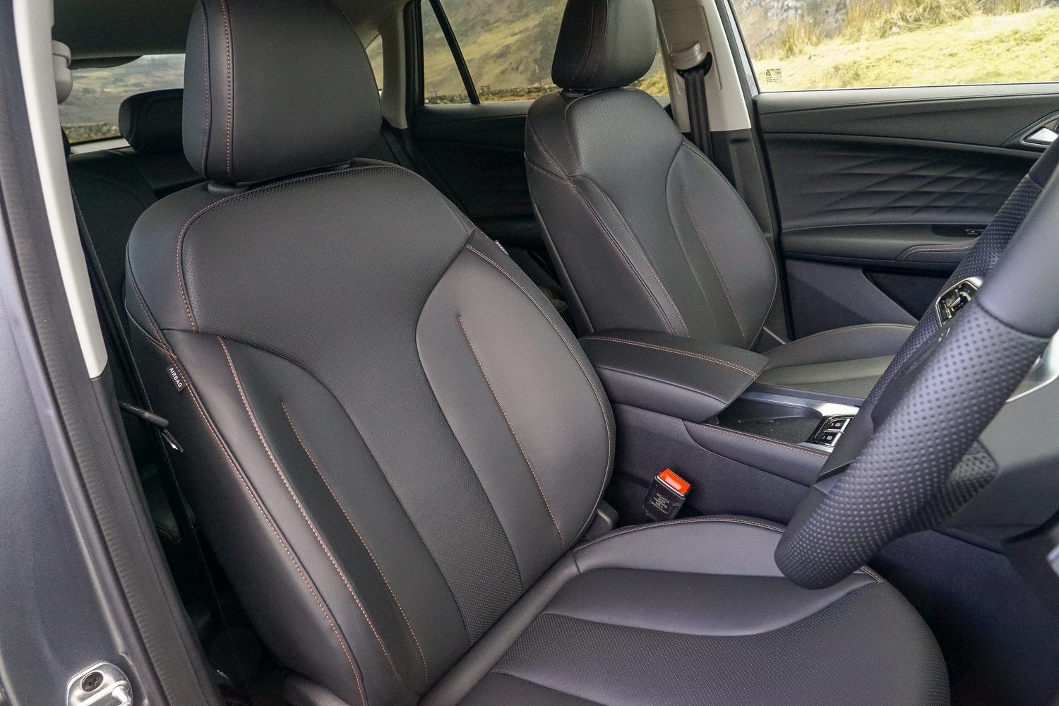 MG HS PHEV (2025) MG HS PHEV (2025)