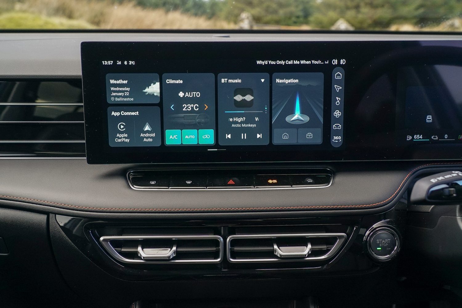 MG HS PHEV (2025) MG HS PHEV (2025)