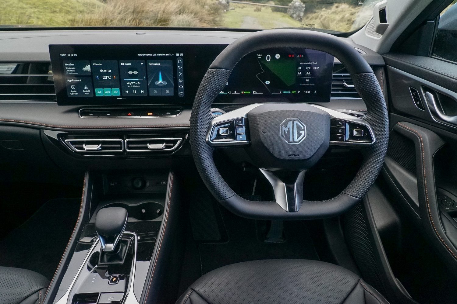 MG HS PHEV (2025) MG HS PHEV (2025)