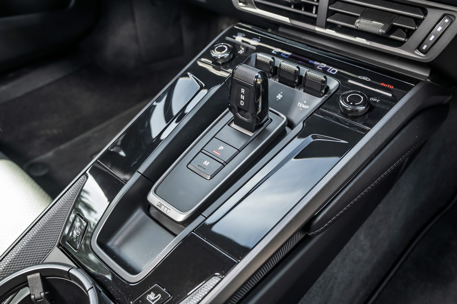 Porsche 911 Carrera S (2025) Porsche 911 Carrera S (2025)