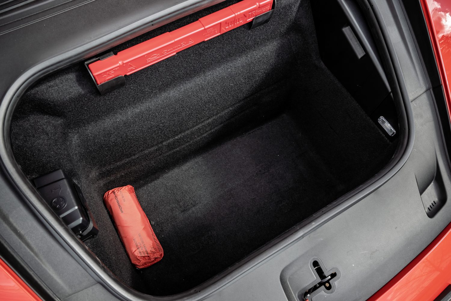 Porsche 911 Carrera S (2025) Porsche 911 Carrera S (2025)