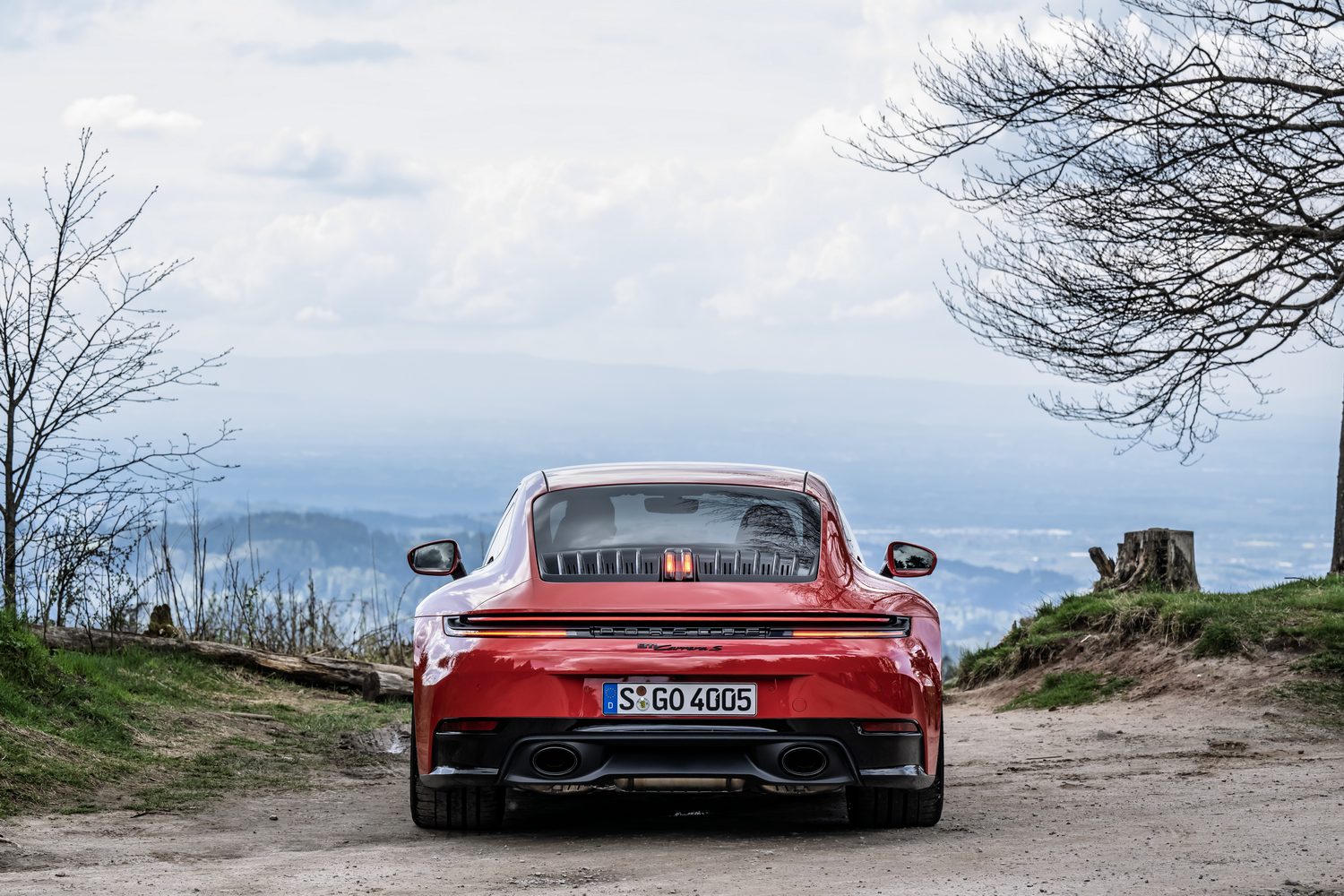 Porsche 911 Carrera S (2025) Porsche 911 Carrera S (2025)