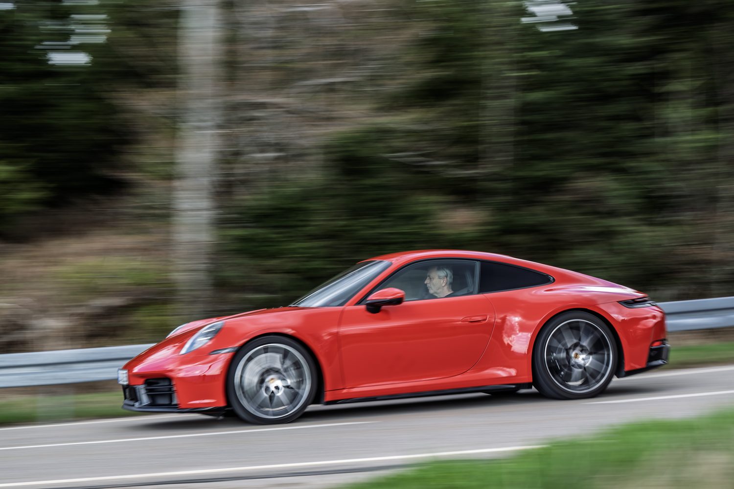 Porsche 911 Carrera S (2025) Porsche 911 Carrera S (2025)
