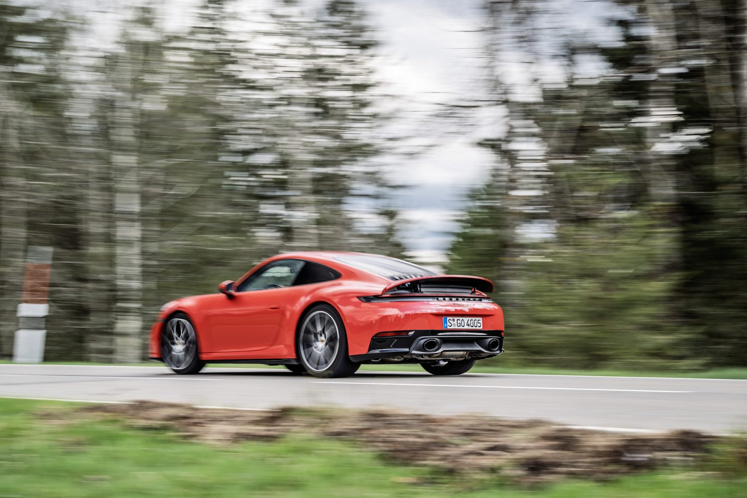 Porsche 911 Carrera S (2025) Porsche 911 Carrera S (2025)