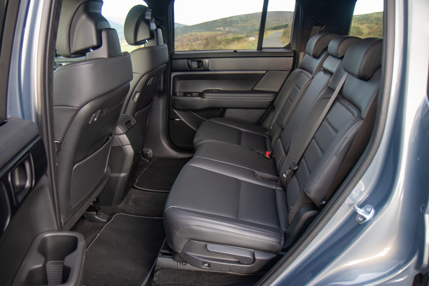 Hyundai Santa Fe 4WD PHEV (2025) Hyundai Santa Fe 4WD PHEV (2025)