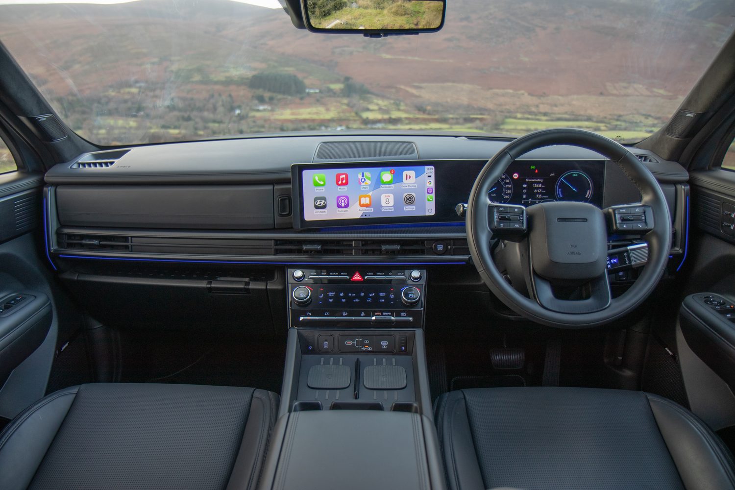 Hyundai Santa Fe 4WD PHEV (2025) Hyundai Santa Fe 4WD PHEV (2025)