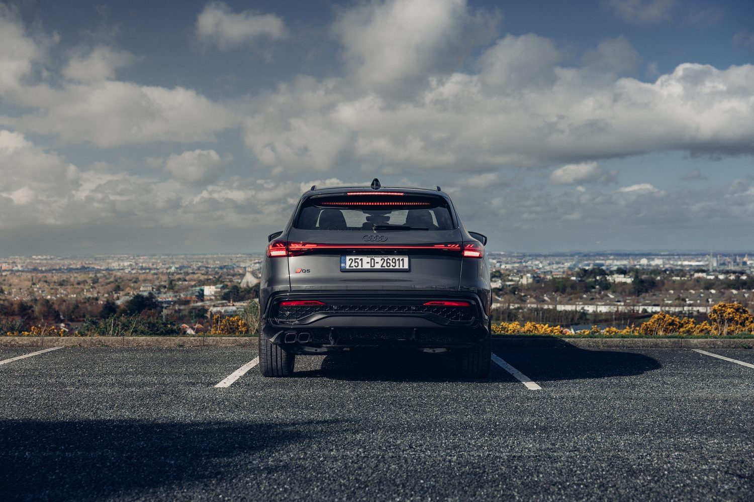 Audi Q5 2.0 TDI quattro (2025) Audi Q5 2.0 TDI quattro (2025)