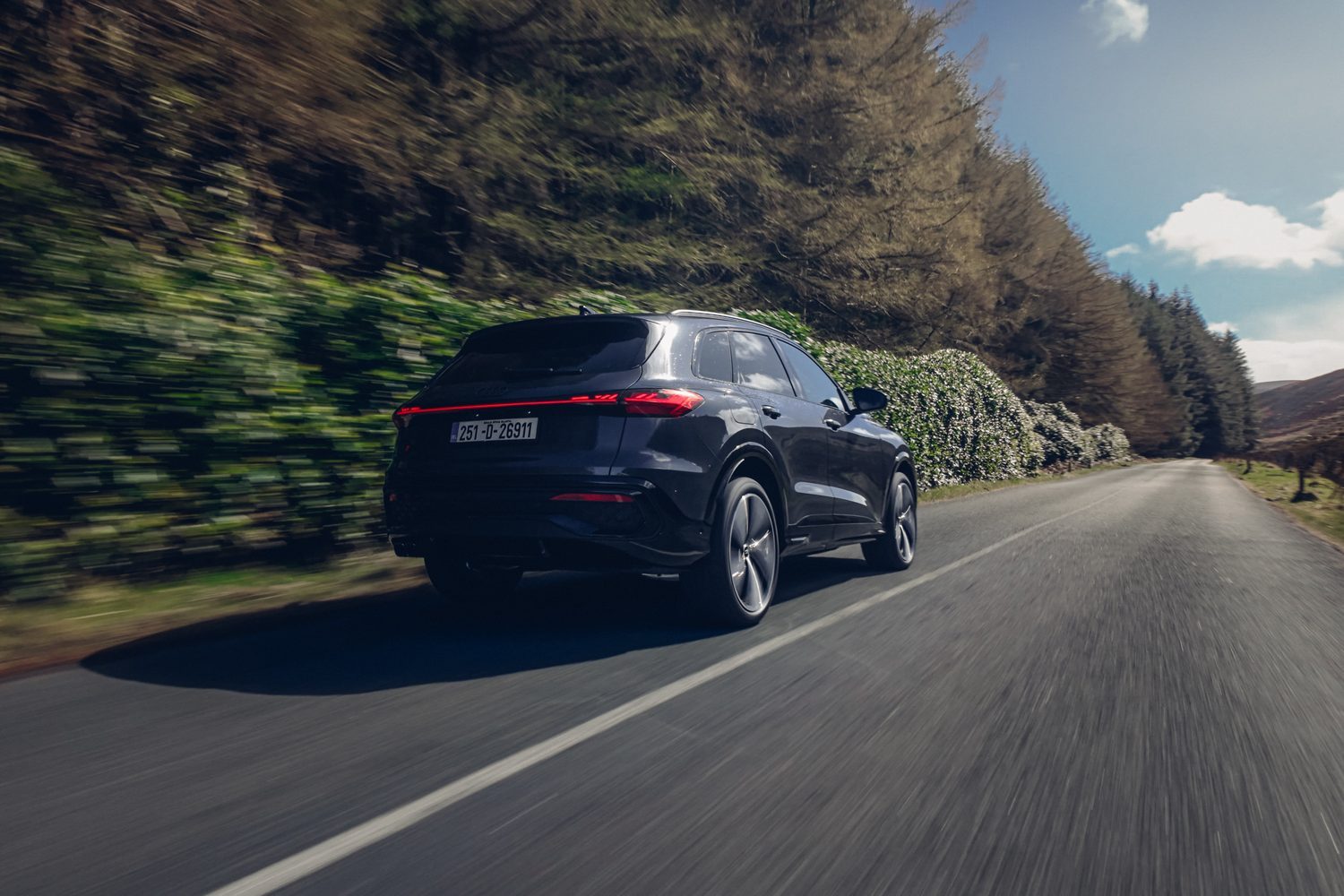 Audi Q5 2.0 TDI quattro (2025) Audi Q5 2.0 TDI quattro (2025)