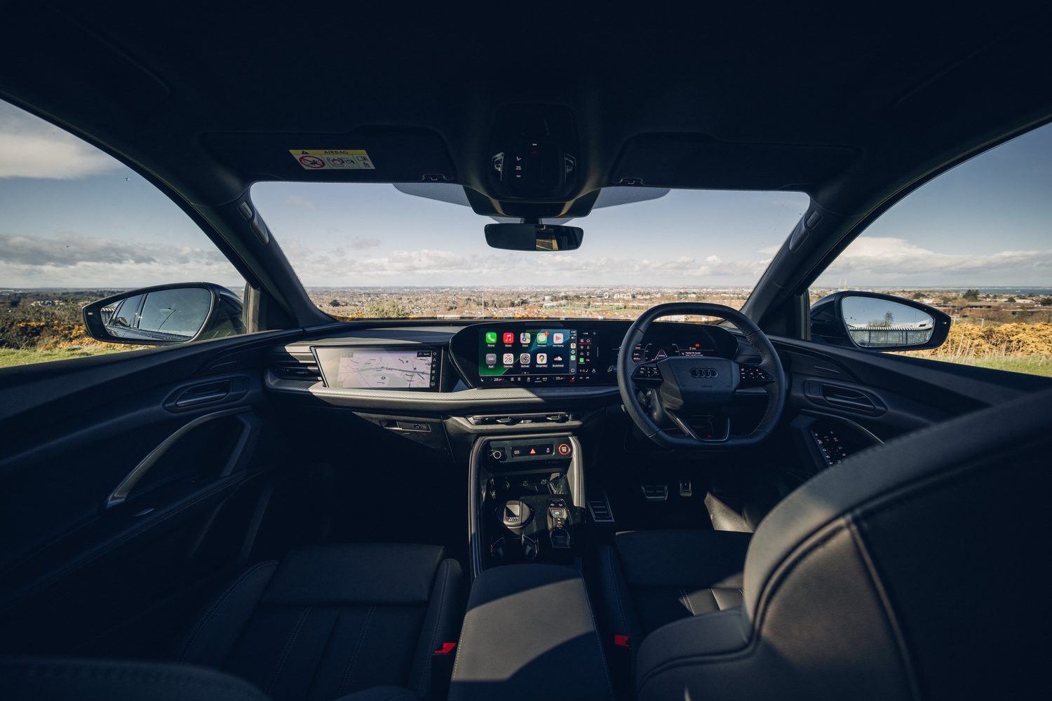 Audi Q5 2.0 TDI quattro (2025) Audi Q5 2.0 TDI quattro (2025)