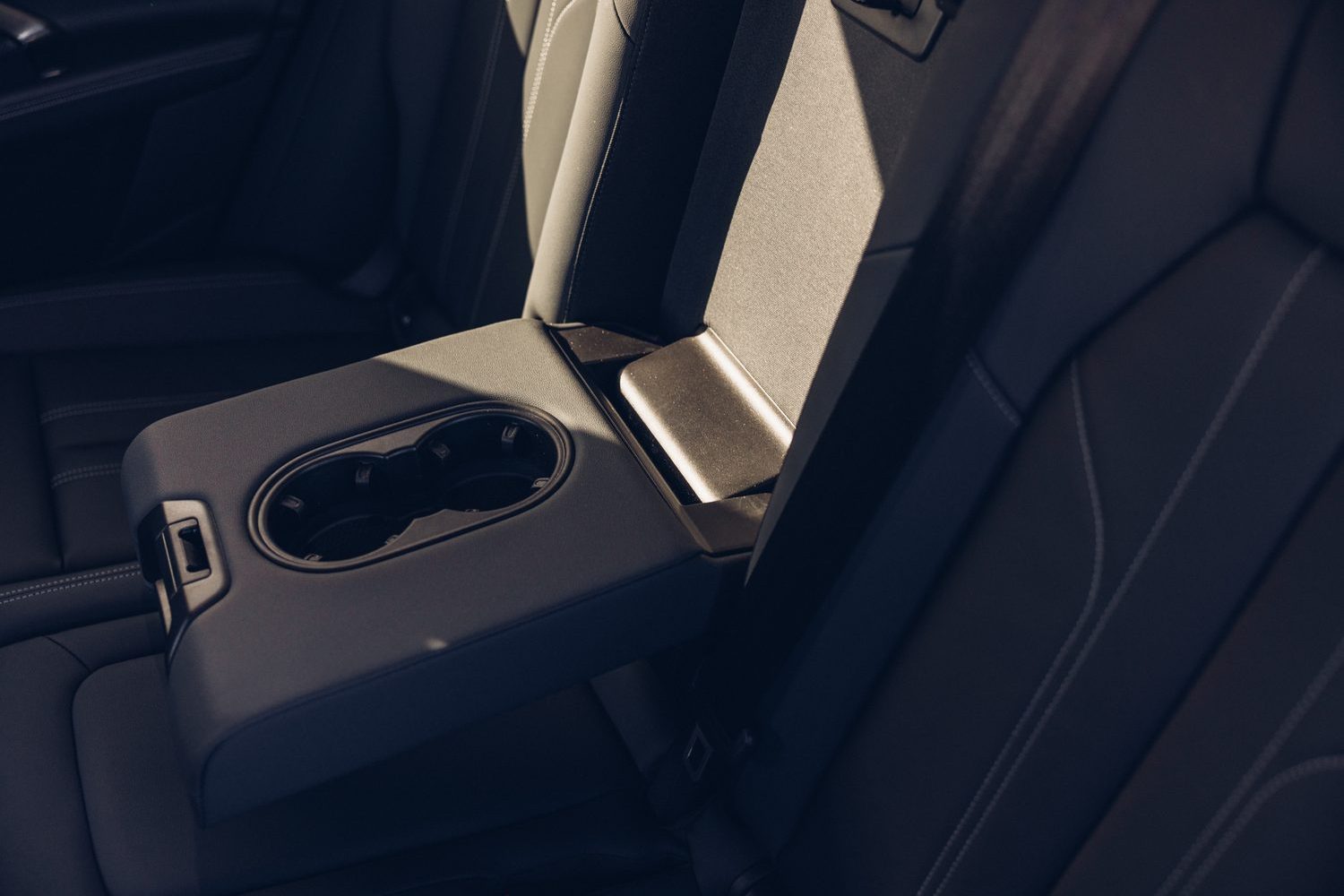 Audi Q5 2.0 TDI quattro (2025) Audi Q5 2.0 TDI quattro (2025)