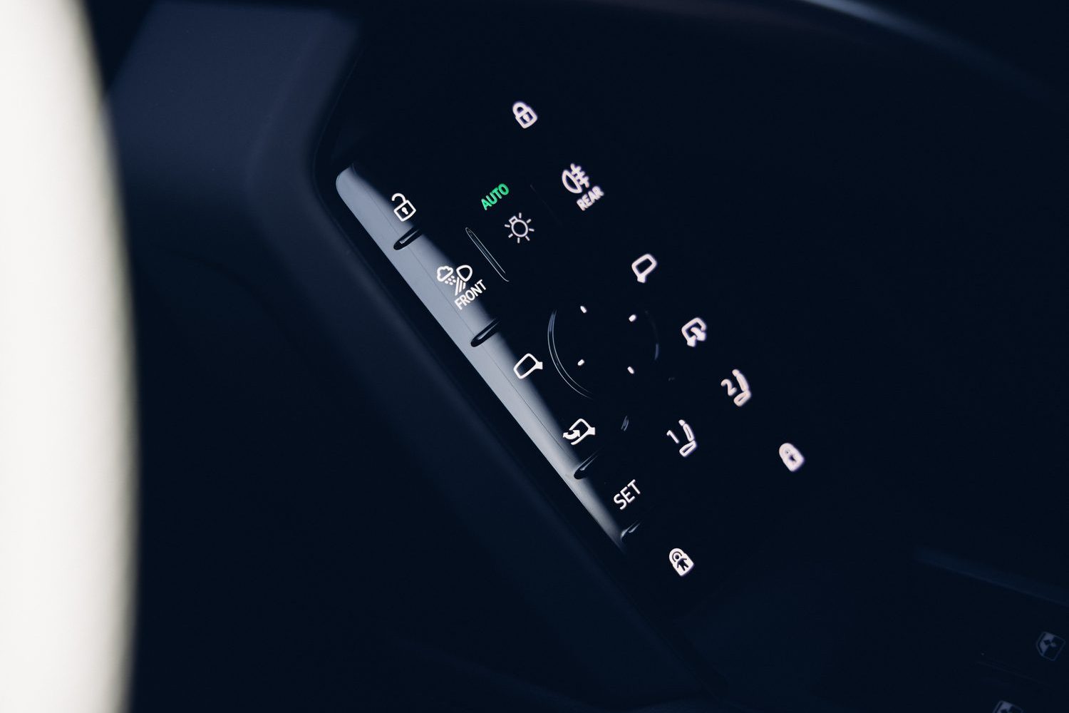 Audi Q5 2.0 TDI quattro (2025) Audi Q5 2.0 TDI quattro (2025)