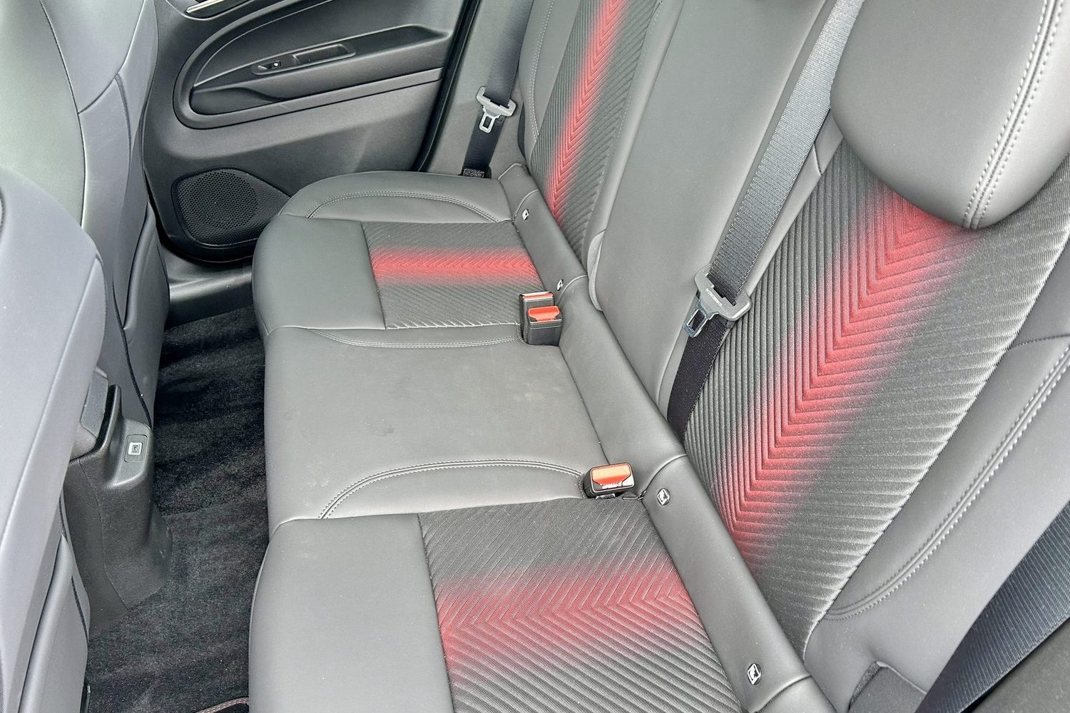 Alfa Romeo Junior Ibrida (2025) Alfa Romeo Junior Ibrida (2025)