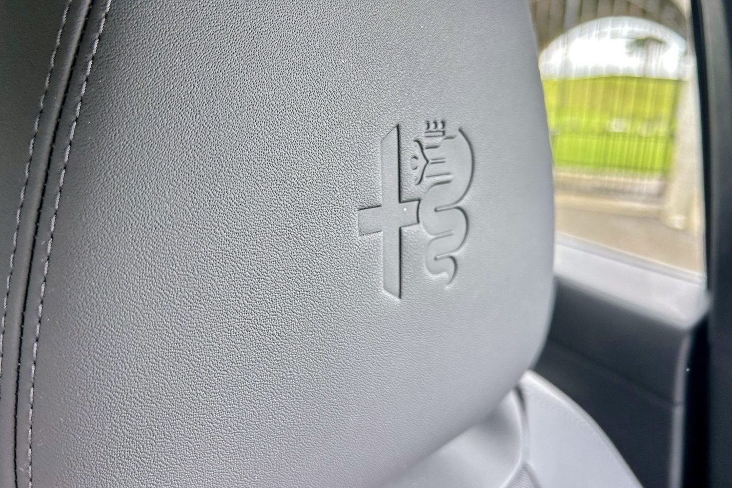 Alfa Romeo Junior Ibrida (2025) Alfa Romeo Junior Ibrida (2025)