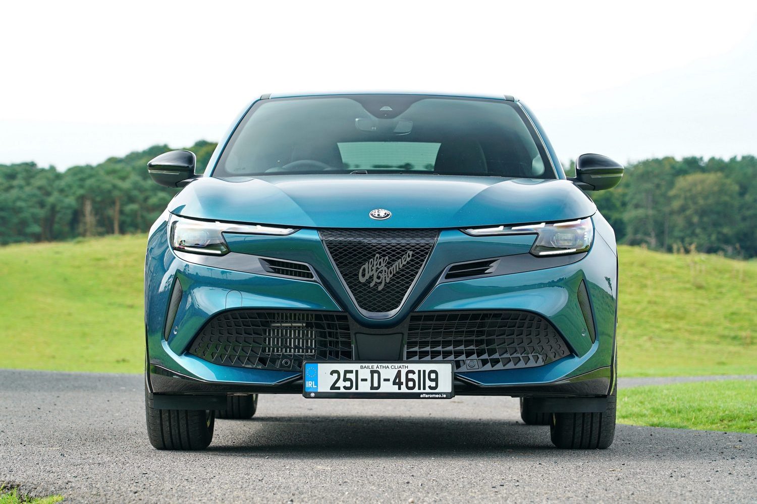 Alfa Romeo Junior Ibrida (2025) Alfa Romeo Junior Ibrida (2025)