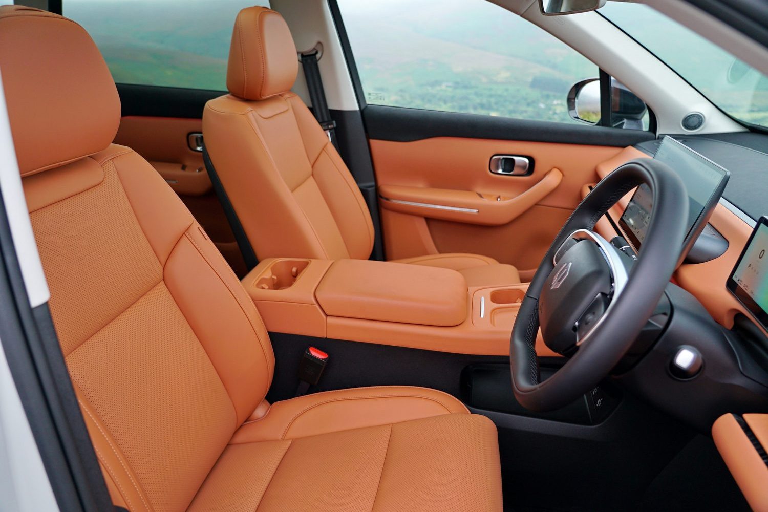 Leapmotor C10 REEV (2025) Leapmotor C10 REEV (2025)