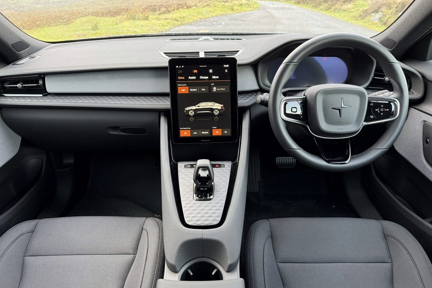 Polestar 2 (2025) Polestar 2 (2025)