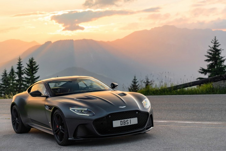 Aston Martin DBS Superleggera Coupe | Reviews | Complete Car