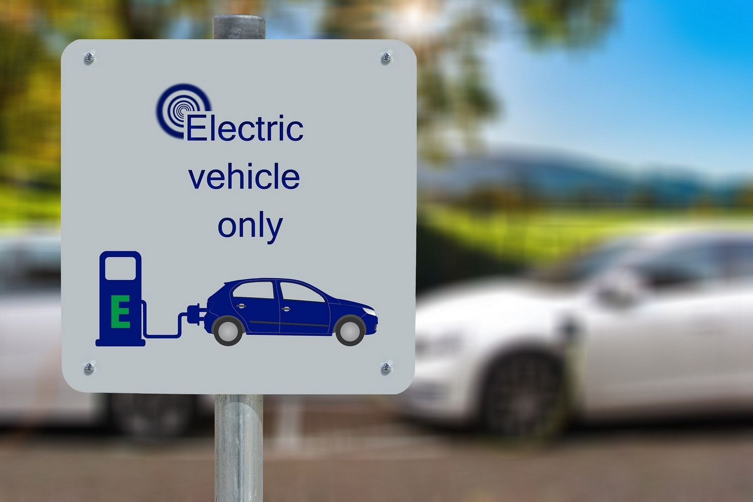 Irish Electric Car Incentives Kept For Now Car And Motoring News By 