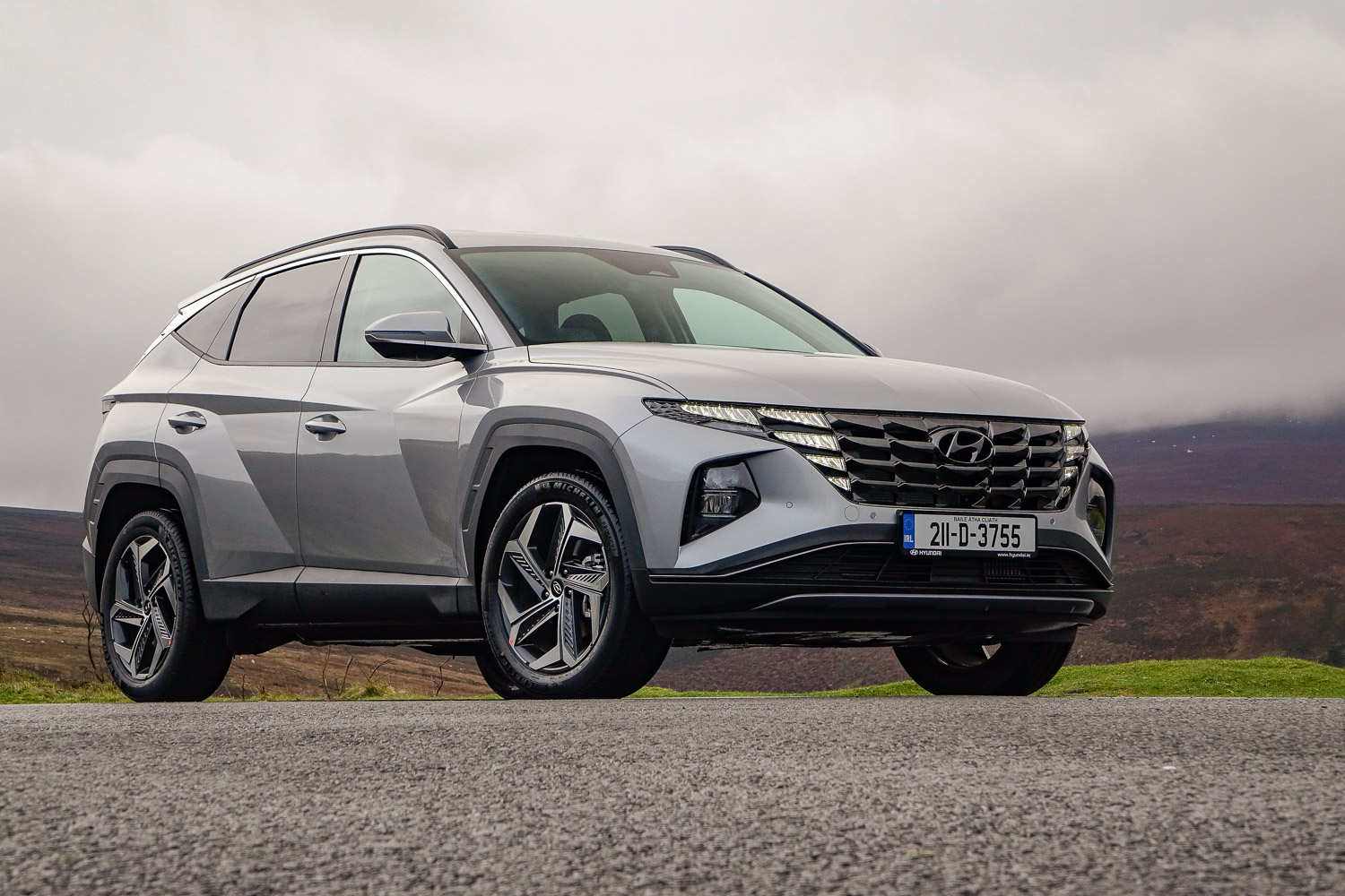 Hyundai Tucson Hybrid (2021) | Reviews | Complete Car