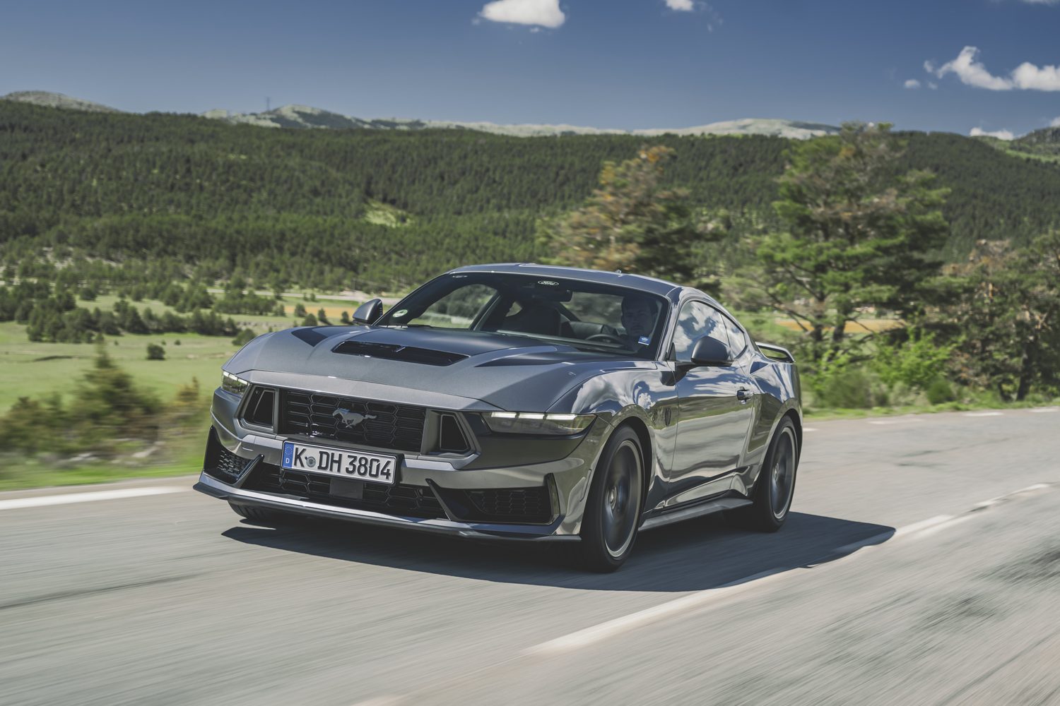 Car Reviews | Ford Mustang Dark Horse (2024) | CompleteCar.ie